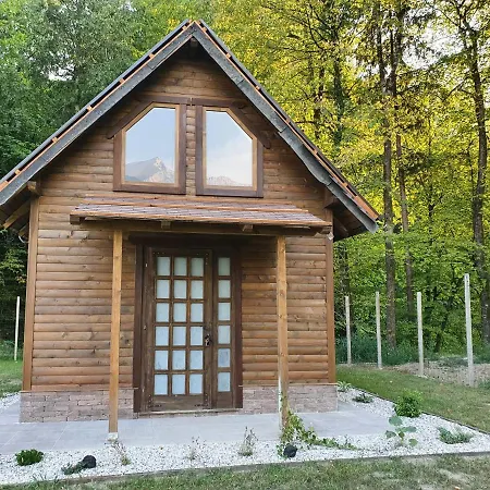 Apartma Kacwa 3*